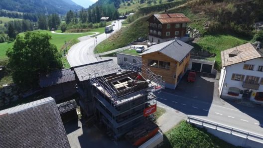 Mit Unterstützung der Schweizer Berghilfe wird er gerade saniert und wieder nutzbar gemacht.